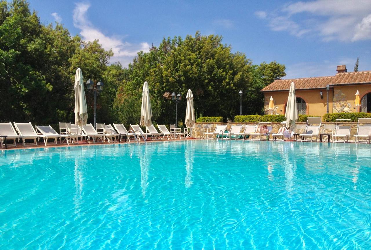 Apartments In Residence With Swimming Pool In Monteverdi Marittimo Eksteriør billede